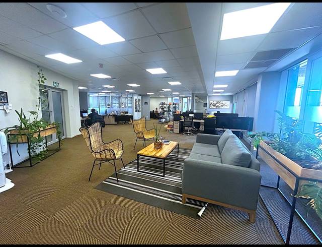 486M² OFFICE TO LET IN POINT WATERFRONT